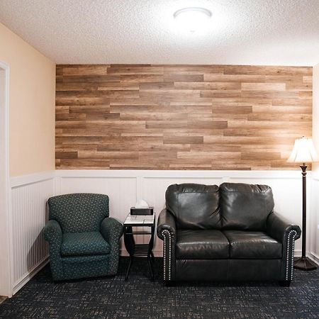 Salida Inn & Monarch Suites Bagian luar foto