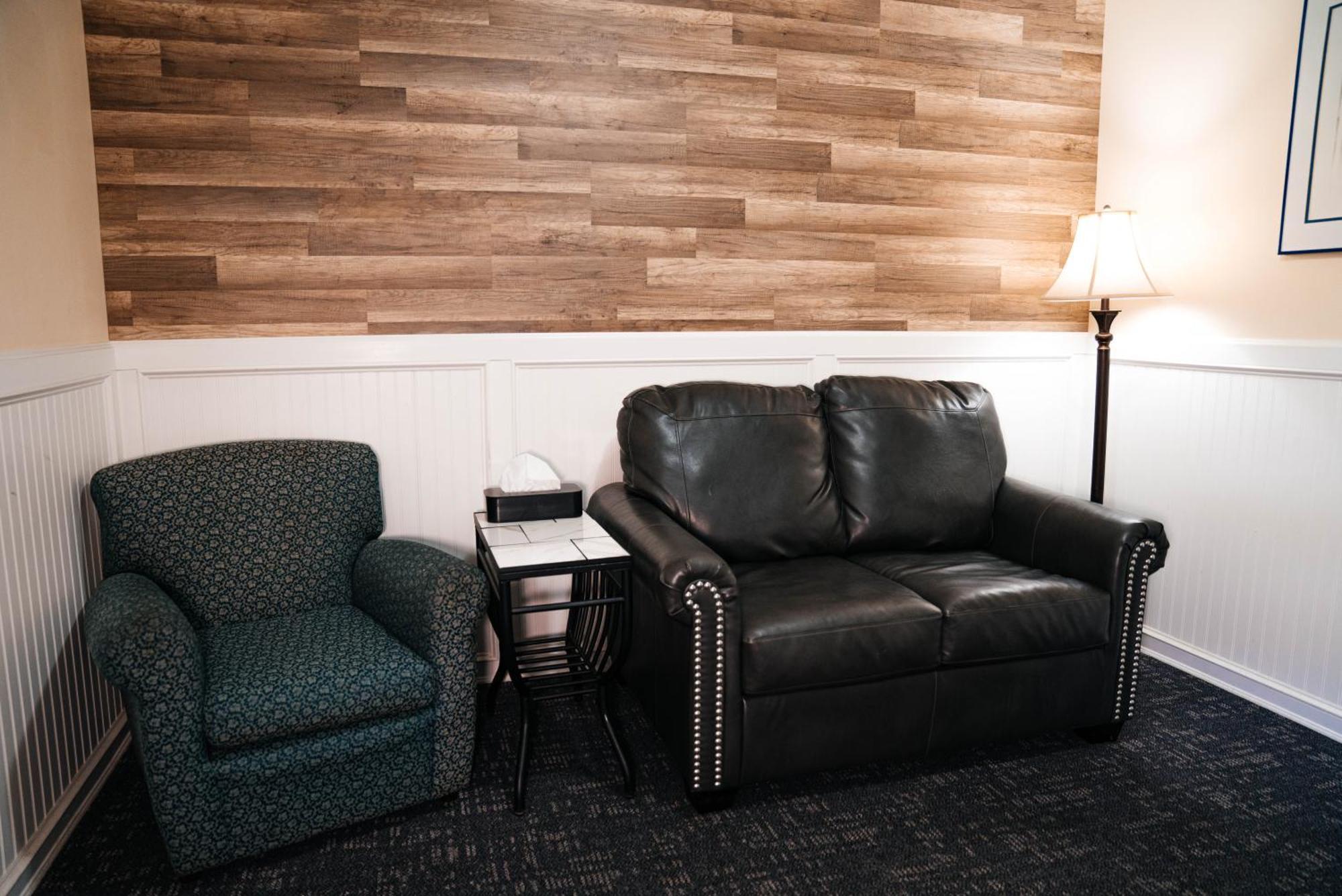 Salida Inn & Monarch Suites Bagian luar foto
