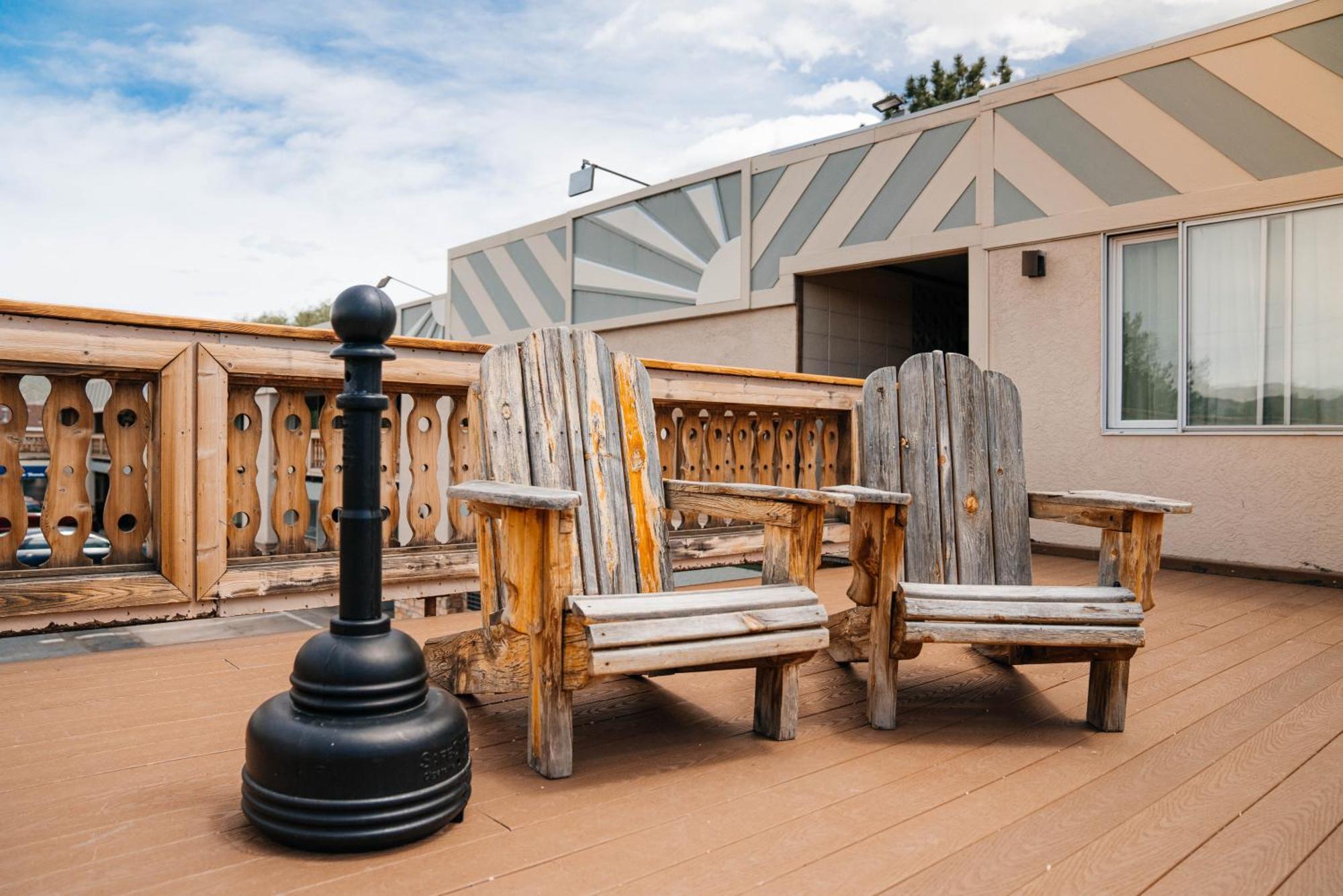 Salida Inn & Monarch Suites Bagian luar foto